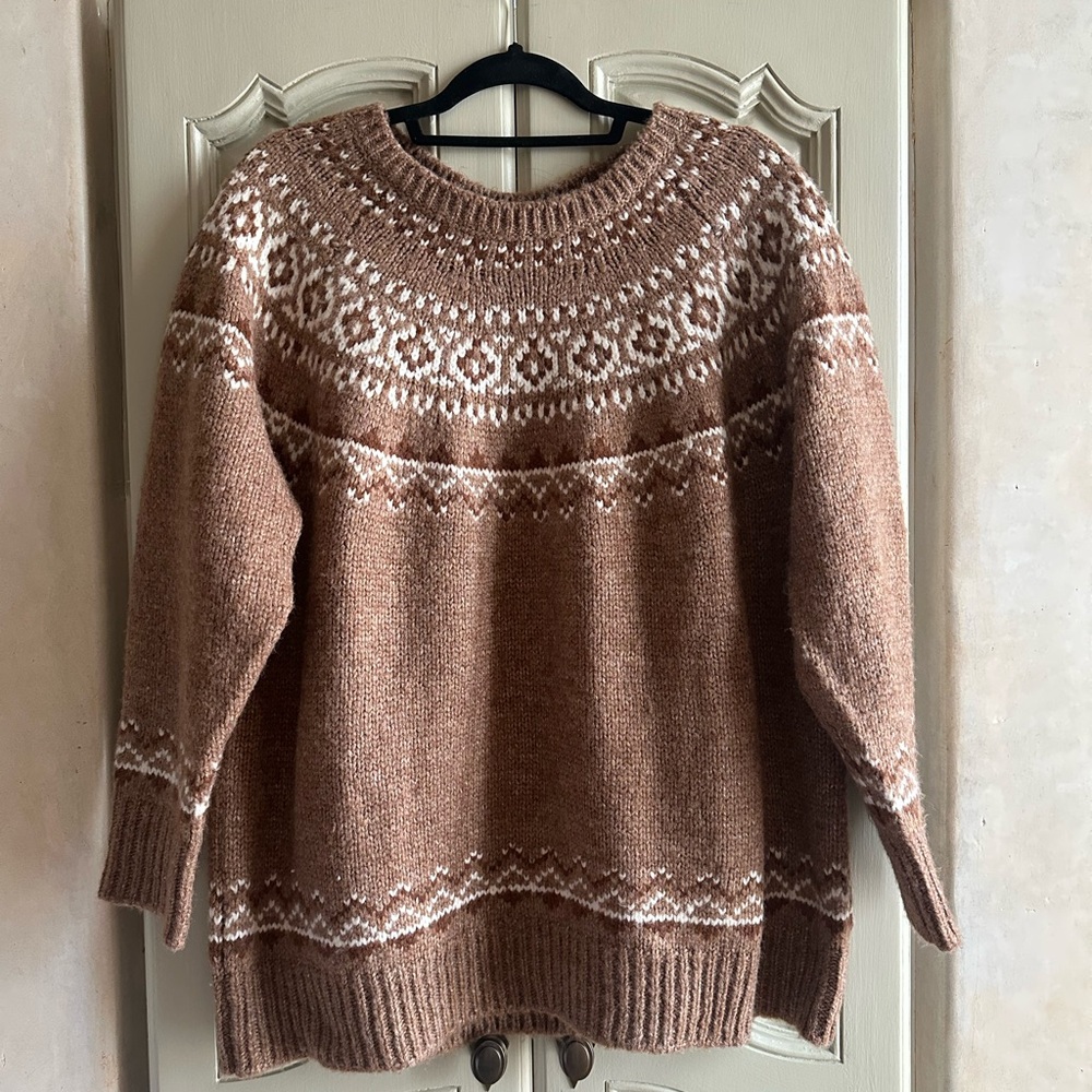 NWT Calvin Klein Brown, Tan and White Patterned Sweater - Picture 2 of 7